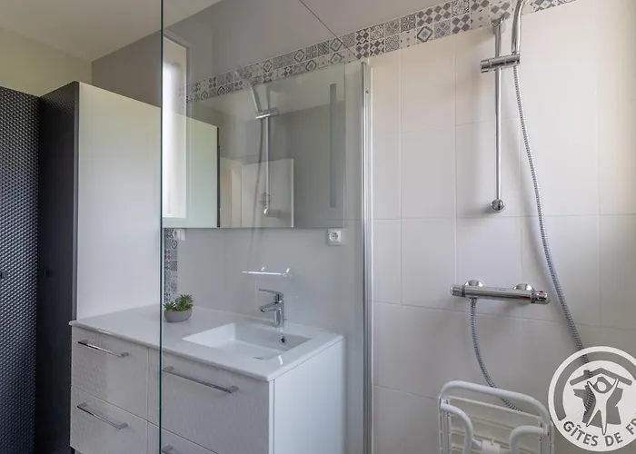 Renove 2023 Avec Terrasse, Proche Zoo De La Fleche, Ideal Motards, 6 Pers, Wifi, Parking Securise - Fr-1-622-60 Dom wakacyjny